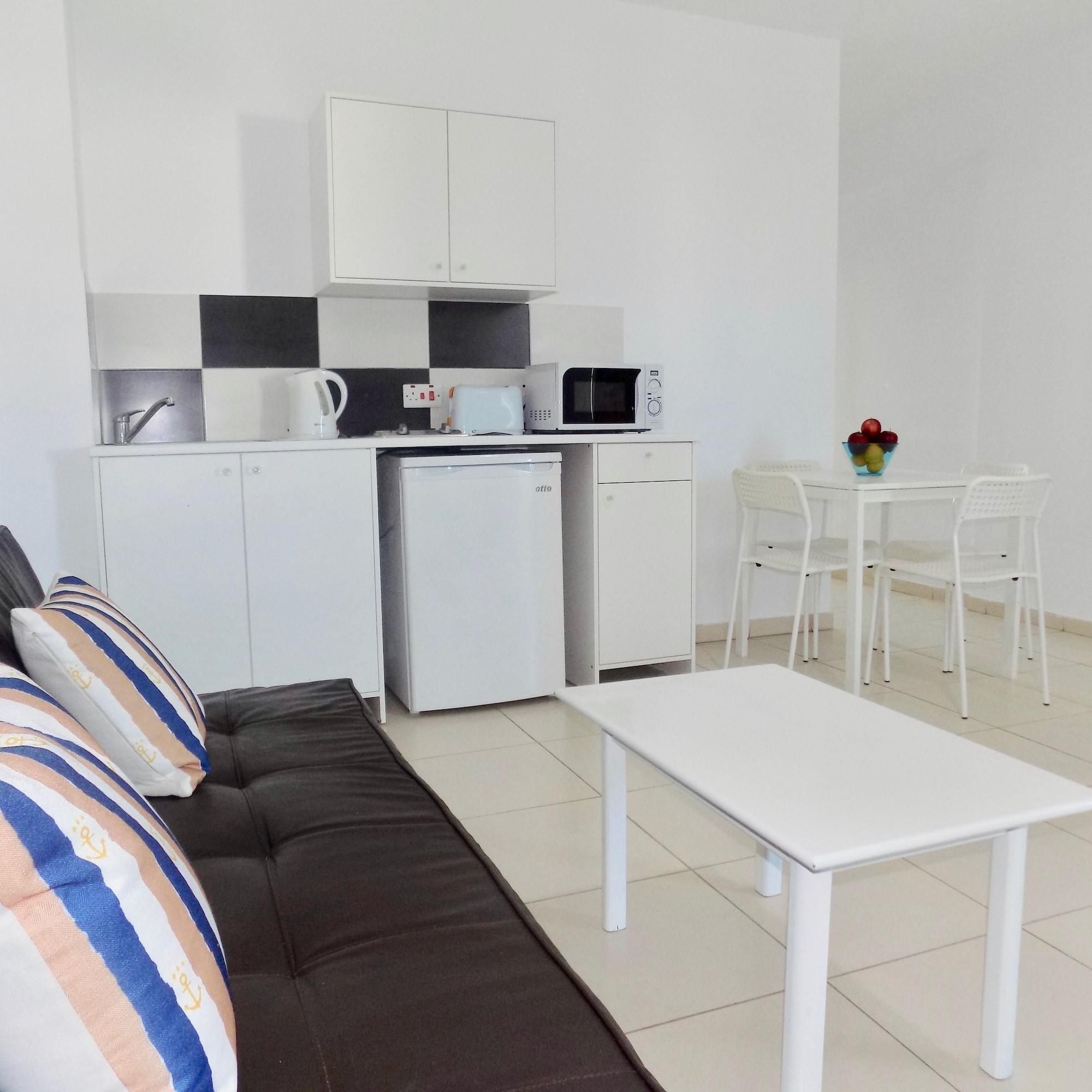 Margarita Napa Apartments Ajía Nápa Eksteriør bilde