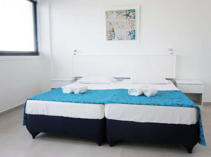 Margarita Napa Apartments Ajía Nápa Eksteriør bilde